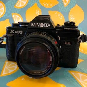 Minolta X-700